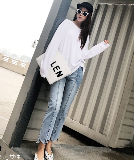 牛仔裤怎么打磨毛边,牛仔裤磨毛边怎么磨出来的