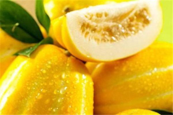 香瓜和牛奶能一起吃吗,香瓜子和牛奶可以一起吃吗