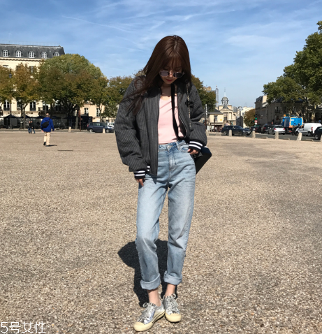 牛仔裤如何变大,牛仔裤有什么办法变大