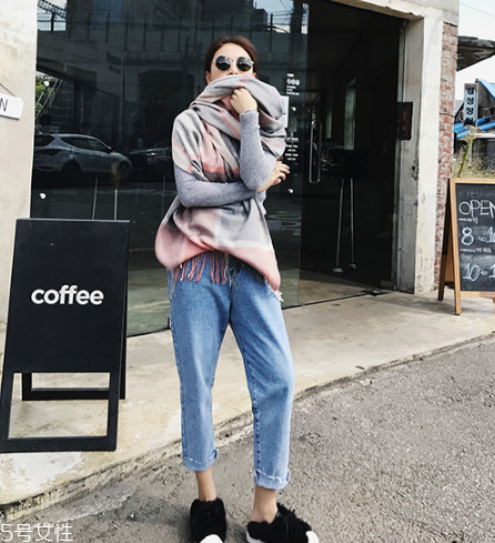 牛仔裤买大了怎么办,牛仔裤买大了怎么办最合适