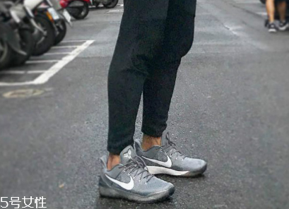 运动鞋怎么清洗干净又不伤鞋子,运动鞋怎么清洗比较好 运动鞋怎么清洗干净又不伤鞋子,运动鞋怎么清洗比较好