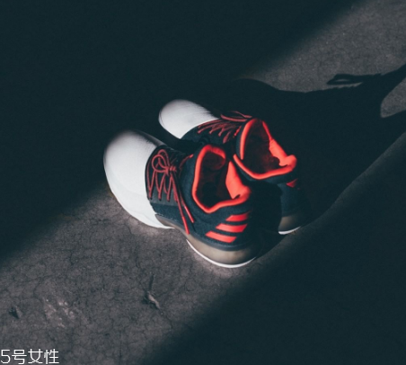 如何选择运动鞋的大小,运动鞋大小怎么算合适