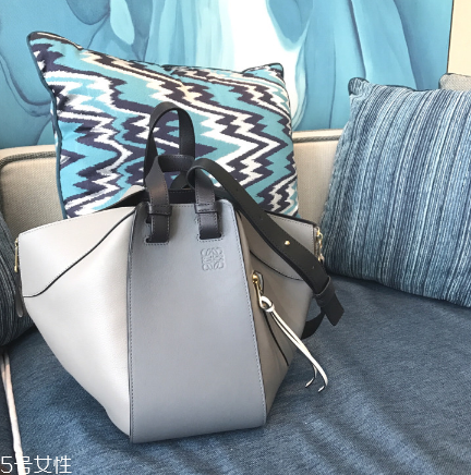 loewe包包怎么样,西班牙品牌包loewe