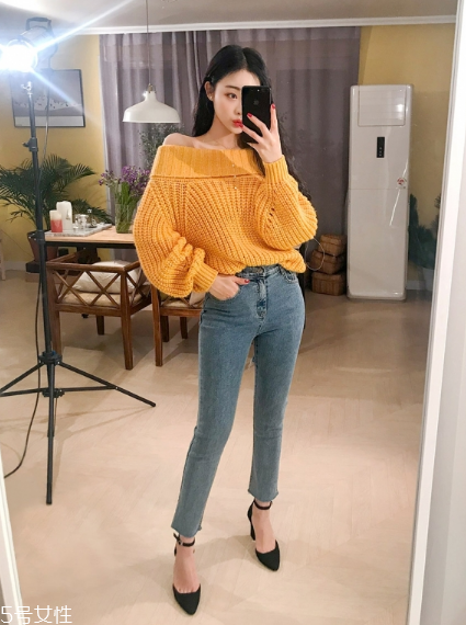 小女孩穿什么颜色的毛衣好看,今年流行什么毛衣款式图片大全