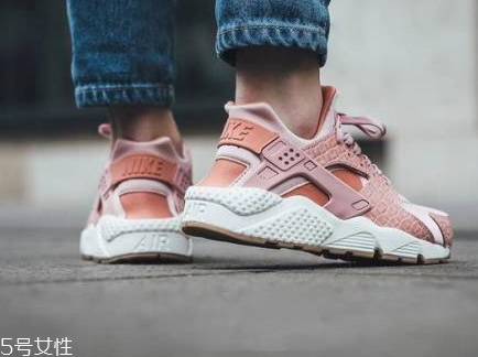 如何选购运动鞋,运动鞋怎么挑选