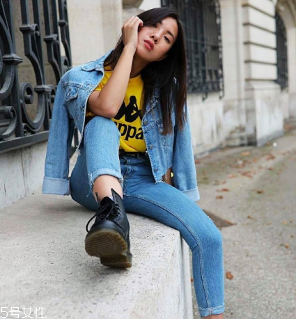 马丁靴怎么搭配男,马丁靴怎么搭配衣服男