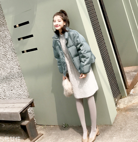 小个子穿短款羽绒服好看吗,高个子穿短款羽绒服好看吗 小个子穿短款羽绒服好看吗,高个子穿短款羽绒服好看吗