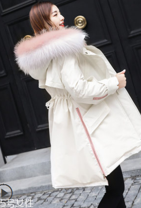 收腰羽绒服怎么搭配图片,收腰羽绒服和直筒羽绒服哪个好看