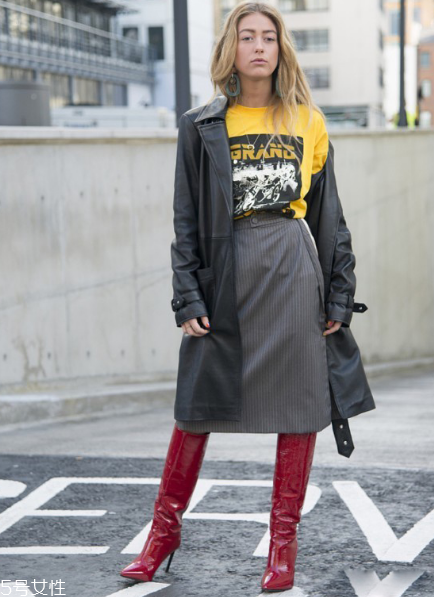 大衣搭配什么裙子好看,大衣要怎么搭配才好看