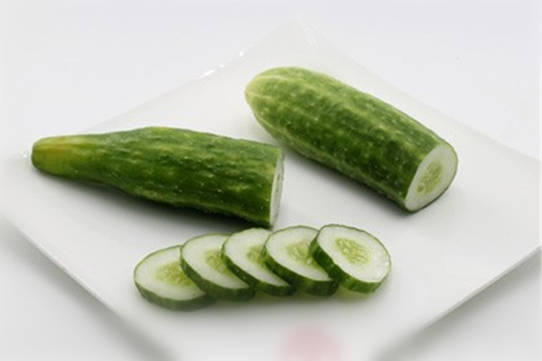 黄瓜能去黑眼圈吗,黄瓜敷眼睛能去黑眼圈吗