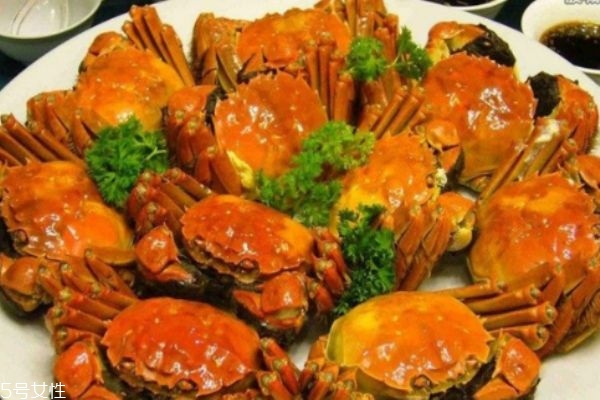 如何判断大闸蟹是否活着,辨别大闸蟹死活的方法