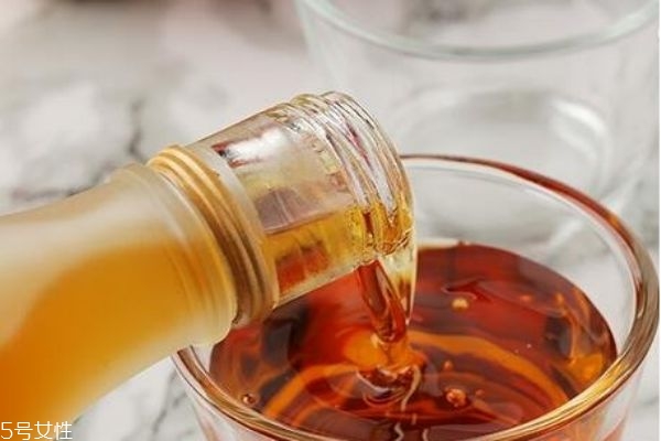 苹果醋的作用和功效,苹果醋的功效和作用减肥瘦身 苹果醋的作用和功效,苹果醋的功效和作用减肥瘦身