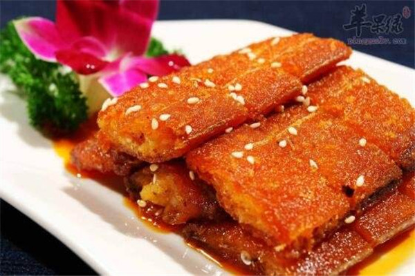 带鱼怎么做好吃又简单,带鱼怎么做好吃又简单红烧带鱼