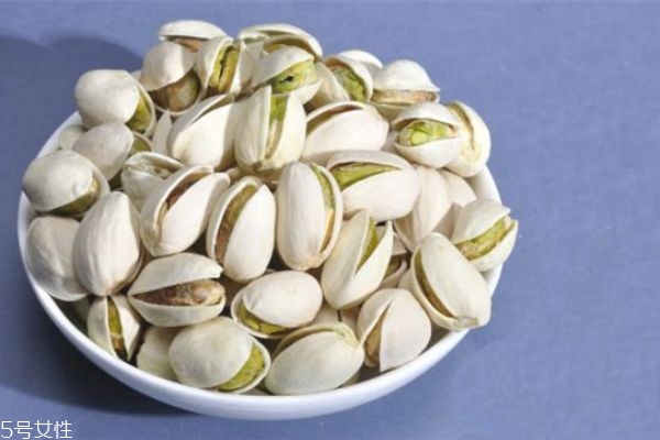怎样的开心果才是好的,开心果吃了有什么好处