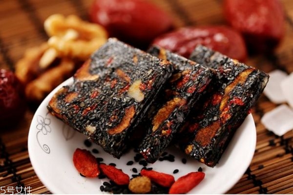 阿胶什么时候吃比较好,阿胶什么时候吃最好 吃阿胶最佳时间