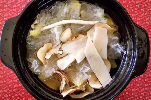 海底椰和什么煲汤好,有什么功效,海底椰和什么煲汤好 海底椰和什么煲汤好,有什么功效,海底椰和什么煲汤好