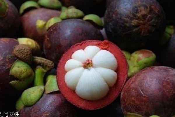 如何挑选新鲜山竹?,怎样挑选山竹才新鲜又好 如何挑选新鲜山竹?,怎样挑选山竹才新鲜又好