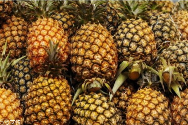 菠萝格价格多少钱一方,选菠萝蜜怎么选是最好的