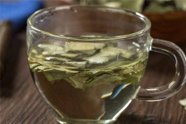 荷叶泡茶喝有什么作用,喝茶叶对身体有哪些好处?
