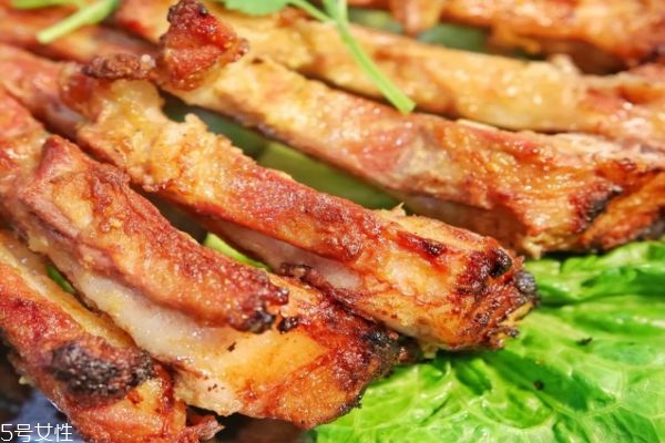 烤全羊制作方法,怎么烤全羊