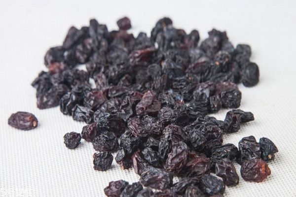 蓝莓干吃了会发胖吗,蓝莓干减肥期间能吃吗