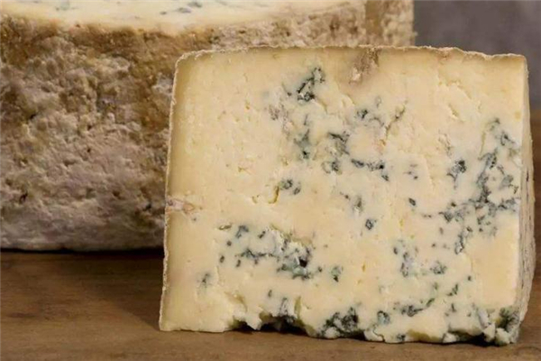 蓝纹奶酪好吃吗,蓝纹奶酪怎么吃