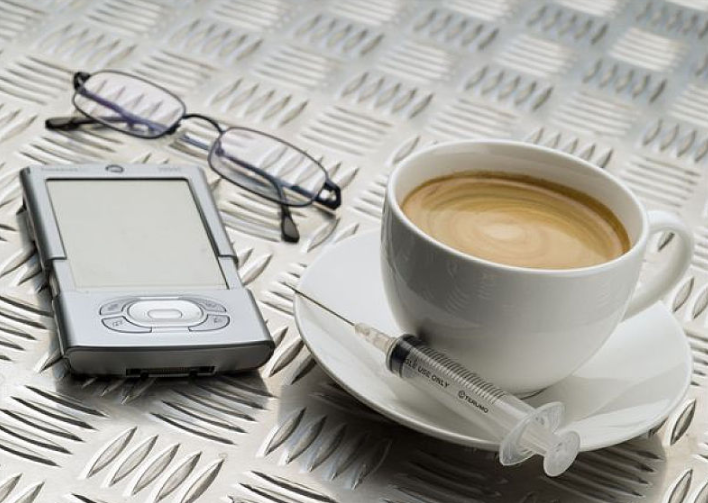 减肥喝黑咖啡还是白咖啡(减肥喝黑咖啡还是白咖啡)