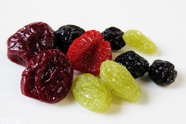 葡萄干是酸性还是碱性食物,葡萄干是酸性还是碱性水果 葡萄干是酸性还是碱性食物,葡萄干是酸性还是碱性水果