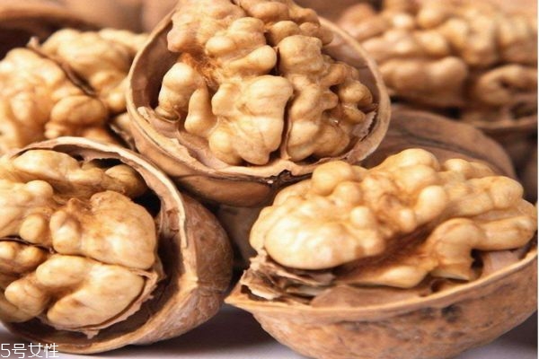薄皮核桃可以直接吃吗,核桃薄皮能吃吗