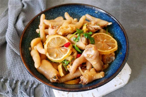 破伤风要打皮试吗(破伤风要打皮试吗)