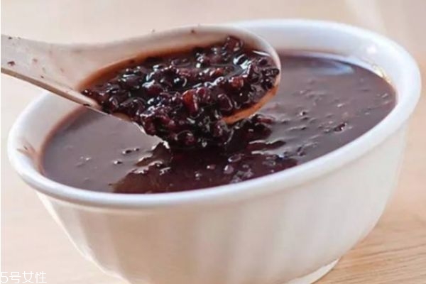 黑米 营养,黑米的营养价值及功效和禁忌