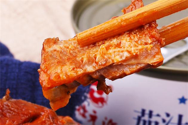 沙丁鱼罐头怎么打开视频,沙丁鱼罐头怎么吃