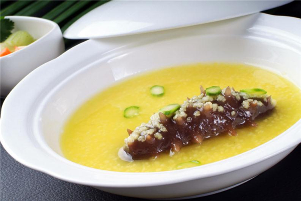 海参小米粥放盐还是放糖,小米粥里可以放海参吗