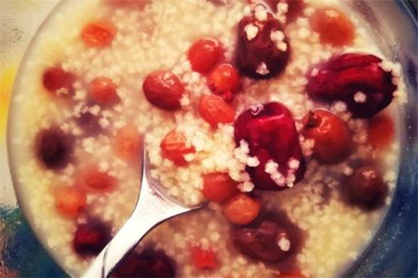 小米红枣粥怎么会苦,为什么红枣小米粥有点苦 小米红枣粥怎么会苦,为什么红枣小米粥有点苦