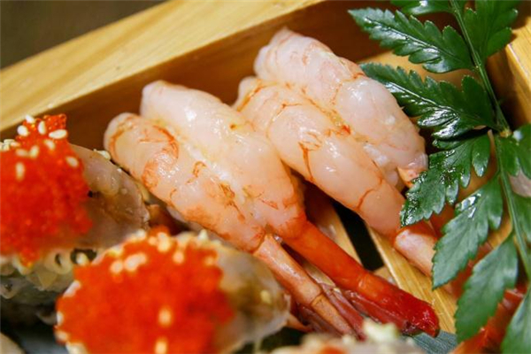 甜虾刺身热量高吗,甜虾热量高吗?甜虾含有多少热量?