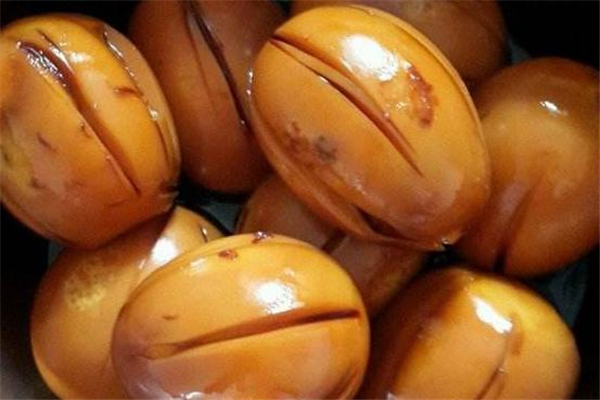 卤鸡蛋可以放冰糖吗,卤蛋可以放冰糖吗