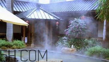 泡温泉有哪些好处(泡温泉有哪些好处和坏处)