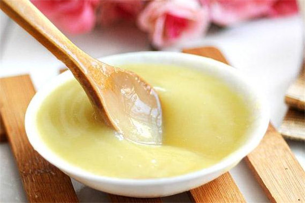 冷冻的蜂王浆可以保存多久,蜂王浆可以冷冻吗?保质期多长?
