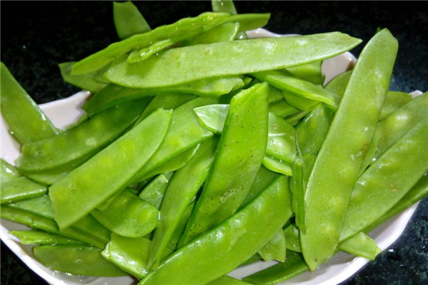 荷兰豆能和木耳一起炒吗?,木耳炒荷兰豆的家常做法 荷兰豆能和木耳一起炒吗?,木耳炒荷兰豆的家常做法