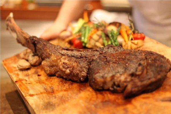 西餐厅战斧牛排多少钱,战斧牛排价格一般多少钱 西餐厅战斧牛排多少钱,战斧牛排价格一般多少钱