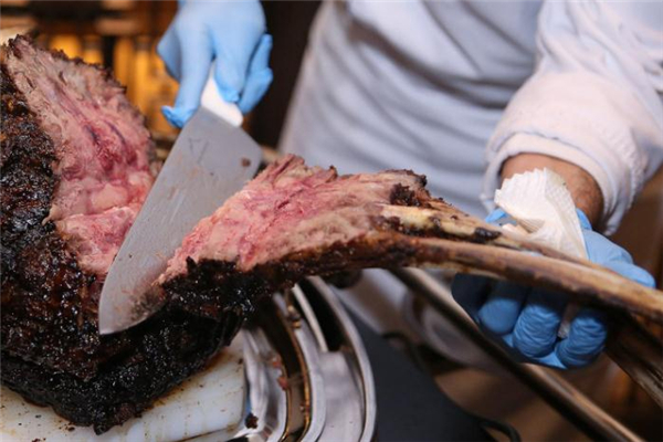 战斧牛排的做法,战斧牛排是哪个部位图解 战斧牛排的做法,战斧牛排是哪个部位图解