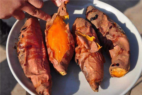 煮红薯的热量,烤红薯的热量高吗 适合减肥吗 煮红薯的热量,烤红薯的热量高吗 适合减肥吗