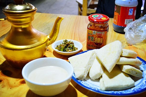 酥油茶什么味道的好喝,酥油茶什么味道