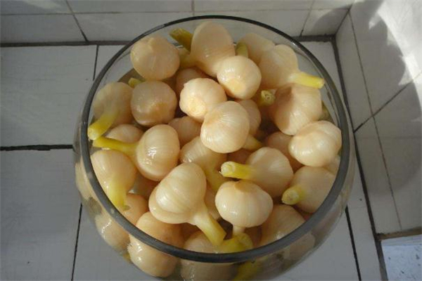 糖蒜的腌制方法大全 家常,怎样腌制糖蒜制作方法最好吃 糖蒜的腌制方法大全 家常,怎样腌制糖蒜制作方法最好吃