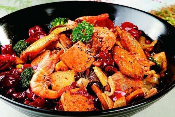 麻辣香锅有米饭吗,麻辣香锅辣吗