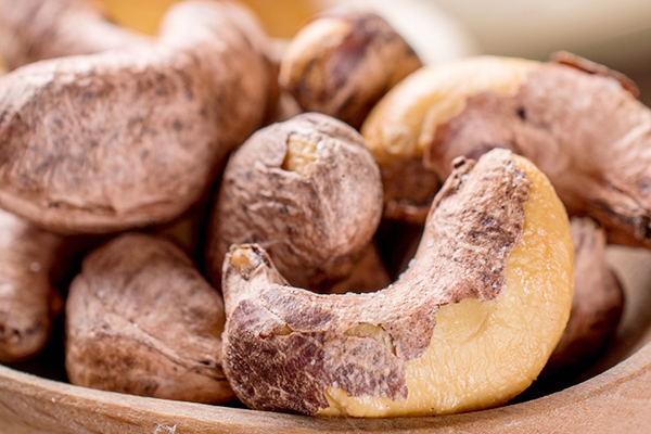 腰果要不要洗了再炒?,腰果要不要洗