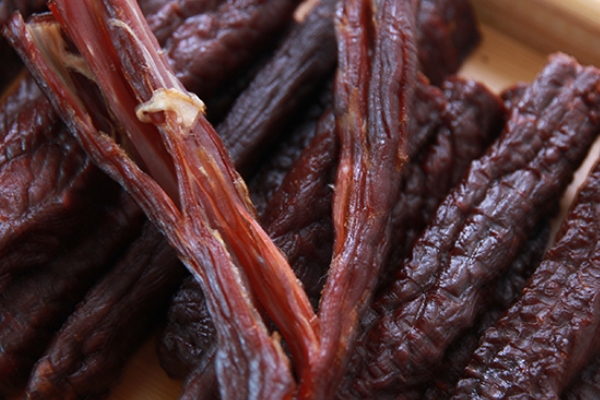 密封的牛肉干能保存多久,密封牛肉干常温下能放多久