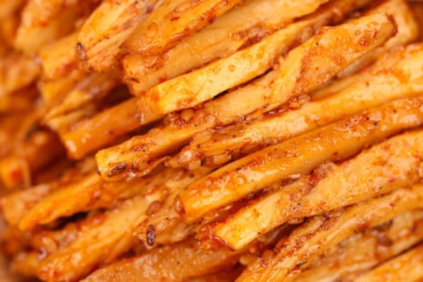 牛板筋为什么越煮越老,牛板筋煮时间长了会越长越硬吗