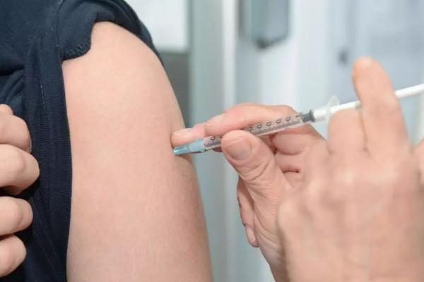 乙肝疫苗有副作用吗(接种乙肝疫苗有副作用吗)