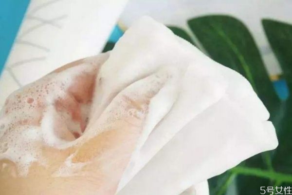 皂基洗面奶的好处,皂基洗面奶有什么成分